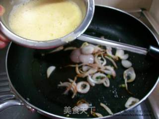 三个步骤搞定~~超简单吧@@美乃滋煎蛋的做法步骤：2