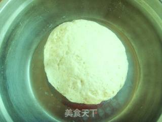 韭菜馅饼的做法步骤：2