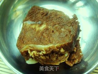 酱牛肉炒饭的做法步骤：1