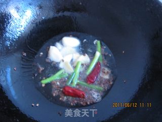 [川菜]---酸菜鱼的做法步骤：3