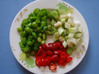 【川菜】双椒炒猪心的做法步骤：5