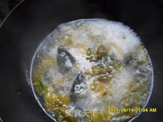 简单酸菜鱼的做法步骤：7