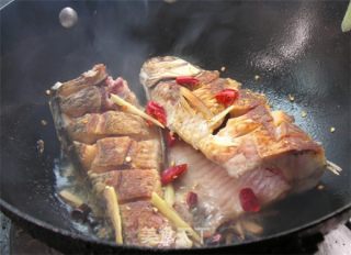 【川菜】椒香鱼的做法步骤：4