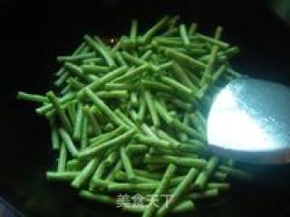 【川菜】豇豆角炒肉末的做法步骤：2