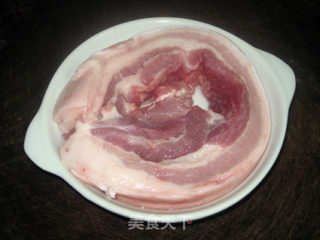 回锅肉的做法步骤：1