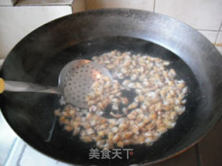 “盘中明珠”鲜之螺——白灼黄米螺的做法步骤：6