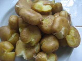 葱香小土豆的做法步骤：2