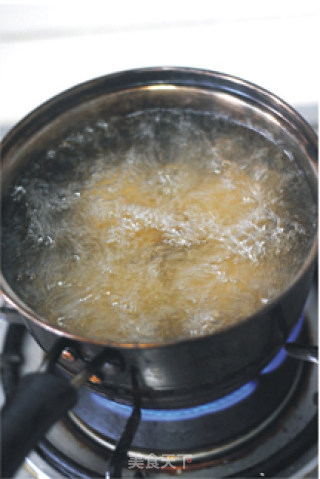 紫薯麻团——小麻团里蕴藏的紫色韵味的做法步骤：7