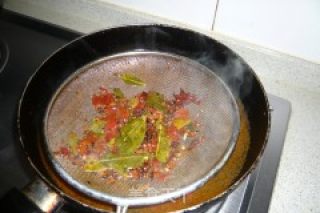 水煮牛肉的做法步骤：9