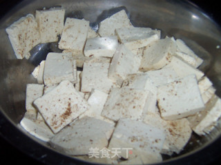适合夏季的麻辣菜--麻辣浇汁豆腐的做法步骤：2