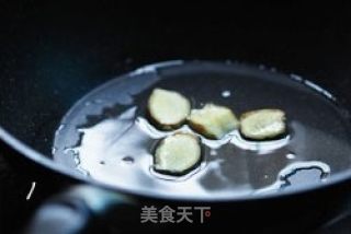 笋干焖五花肉的做法步骤：3