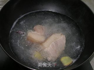 【川菜】回锅肉的做法步骤：1