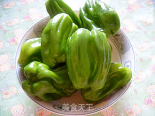 【川菜】不是很正宗的——虎皮青椒的做法步骤：1