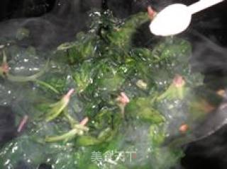 蒜香菠菜的做法步骤：4