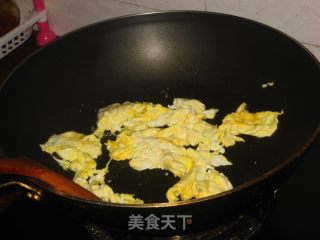 菜椒洋葱炒鸡蛋的做法步骤：4