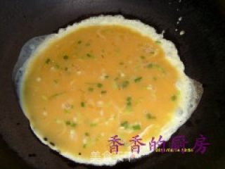 西兰花鸡蛋炒虾仁的做法步骤：3