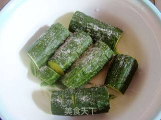 【川菜】--酸辣黄瓜的做法步骤：4