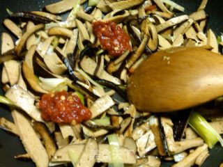 素炒香干（豆干）的做法步骤：6