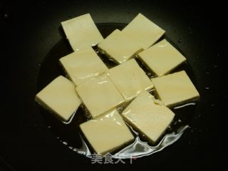 非常合适可口的下饭菜---香菇烧豆腐的做法步骤：3