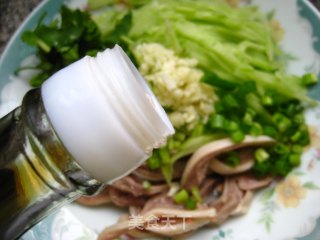 【川菜】—芥末肚丝的做法步骤：4