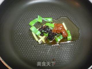 【川菜】—辣子鸡丁的做法步骤：3