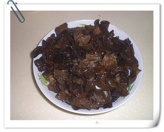 木耳肉片的做法步骤：2