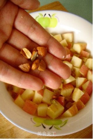 好苹果排挤坏毒素--酸奶水果捞的做法步骤：4