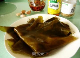 辣香海带丝的做法步骤：1