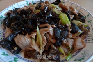 木耳炒肉片的做法步骤：9