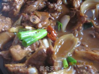 [鲁菜]----红烧啤酒鸭的做法步骤：8