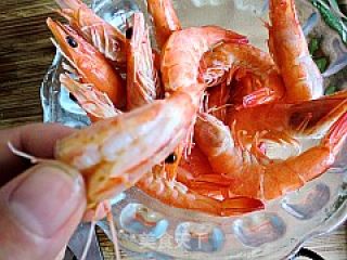 【鲁菜】---油焖大虾的做法步骤：2