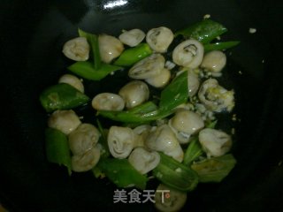 草菇荷兰豆的做法步骤：4