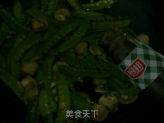 草菇荷兰豆的做法步骤：8