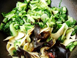烩白菜豆腐的做法步骤：5