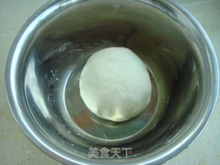 莴笋鸡蛋馅饼的做法步骤：1