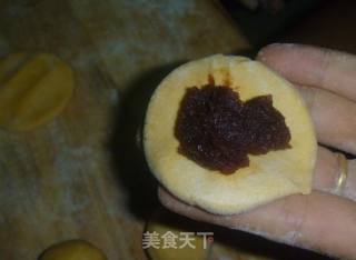 【中式面点】花样饼系列---芝麻红豆南瓜饼的做法步骤：13