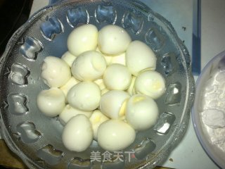 番茄酱鹌鹑蛋的做法步骤：2