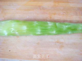 醋溜莴苣的做法步骤：1