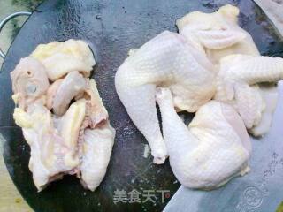 葱爆鸡腿肉的做法步骤：2