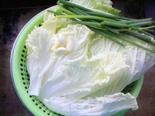 葱香大白菜的做法步骤：1