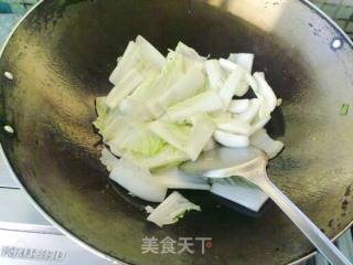 葱香大白菜的做法步骤：2