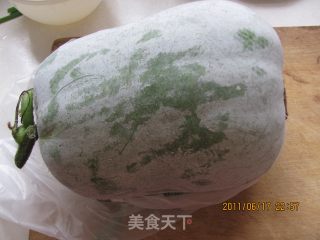[鲁菜]---清脆可口的醋炒冬瓜的做法步骤：1
