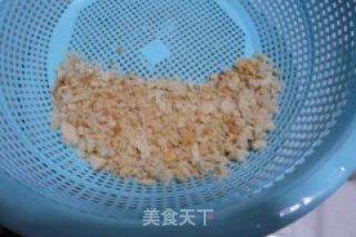 自制面包糠的做法步骤：4