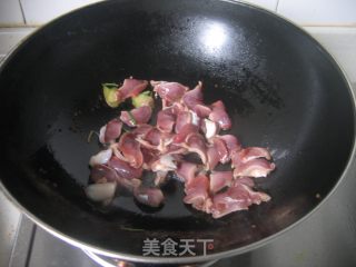 【鲁菜】爆炒鸭胗的做法步骤：5
