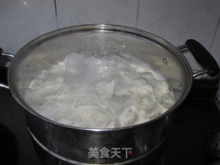 【鲁菜】韭菜鲜肉小馄饨的做法步骤：14