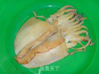 韭菜苔炒目鱼丝的做法步骤：1