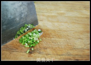 水果入馔味更佳－－芒果炒鱼片的做法步骤：4