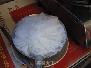 【鲁菜】凉拌黄瓜粉丝的做法步骤：9
