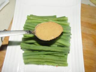 【鲁菜】——麻汁豆角的做法步骤：7
