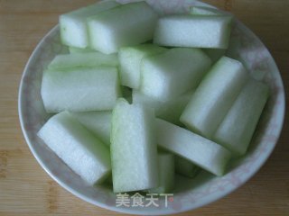 【夏日的甜蜜清爽】橙汁蜜瓜条的做法步骤：2